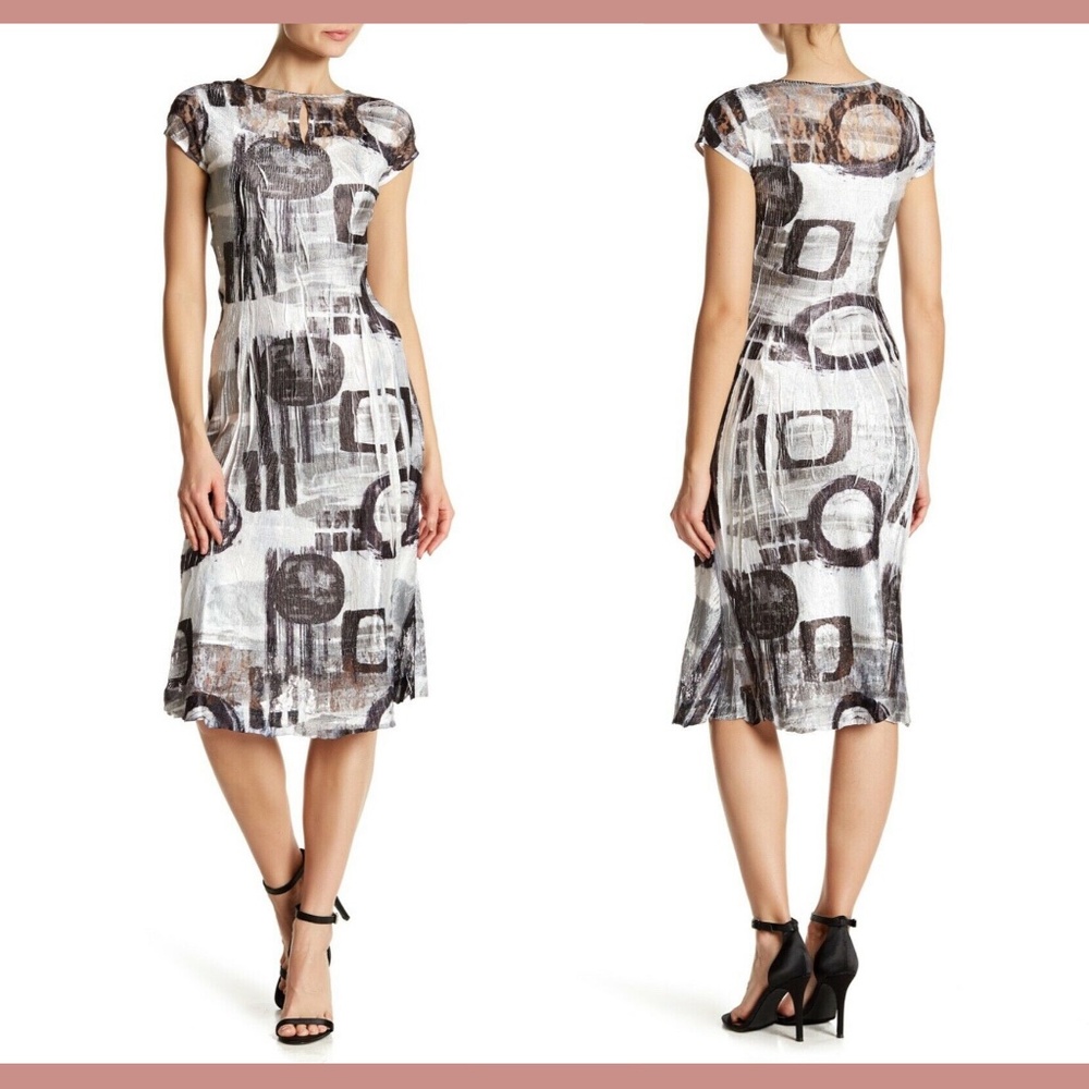 NEW KOMAROV Cap Sleeve Keyhole Fit & Flare Dress in Magpie [SZ‎ Medium ]